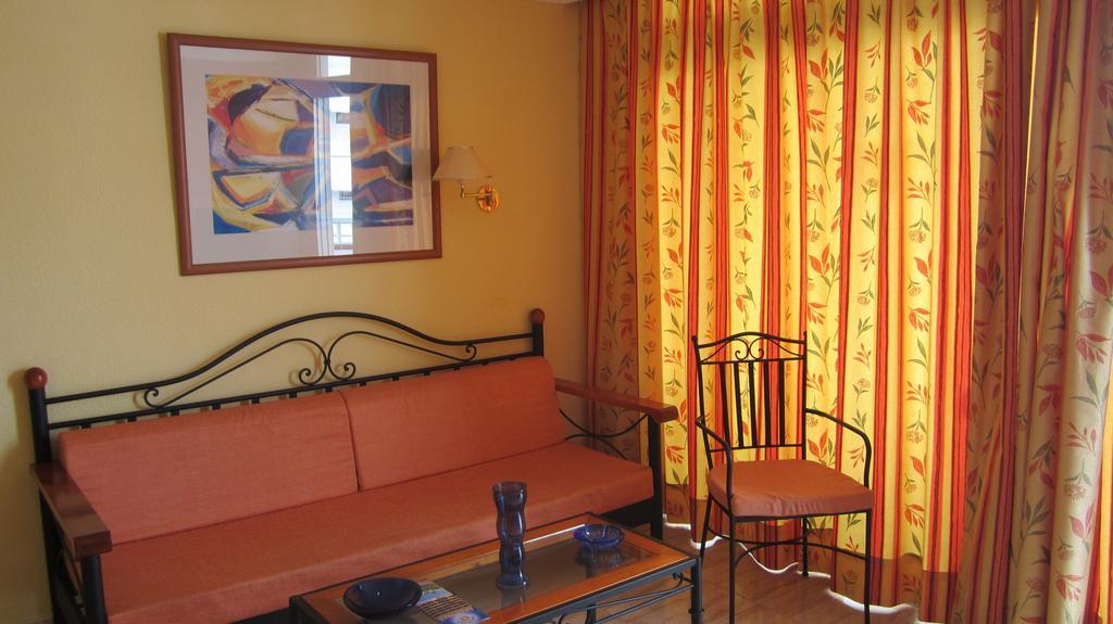 Apartamentos Amazonas Playa del Ingles  Room photo